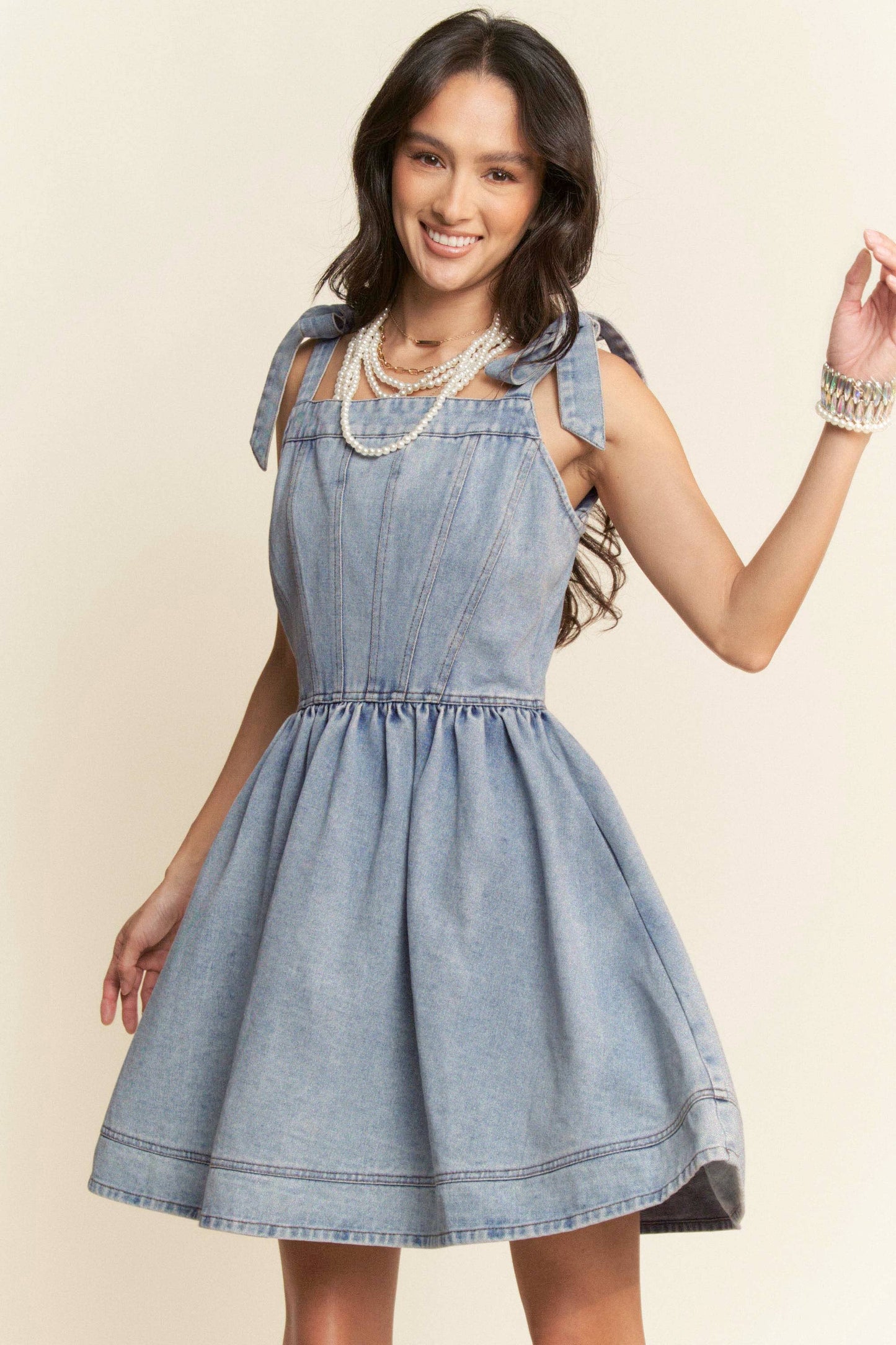 STRAP SMOCKING ZIPPER WASHED OUT DENIM MINI DRESS