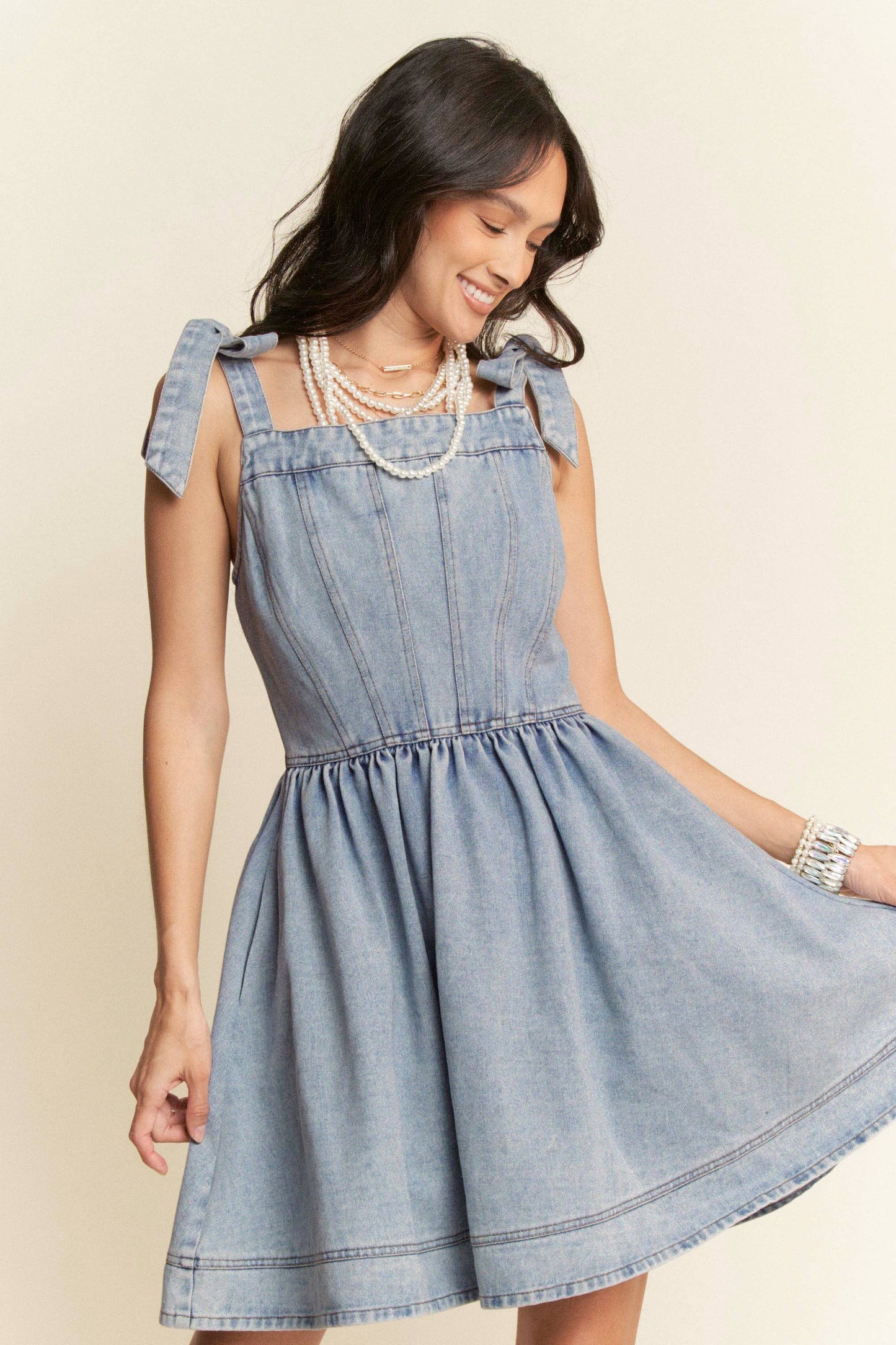 STRAP SMOCKING ZIPPER WASHED OUT DENIM MINI DRESS