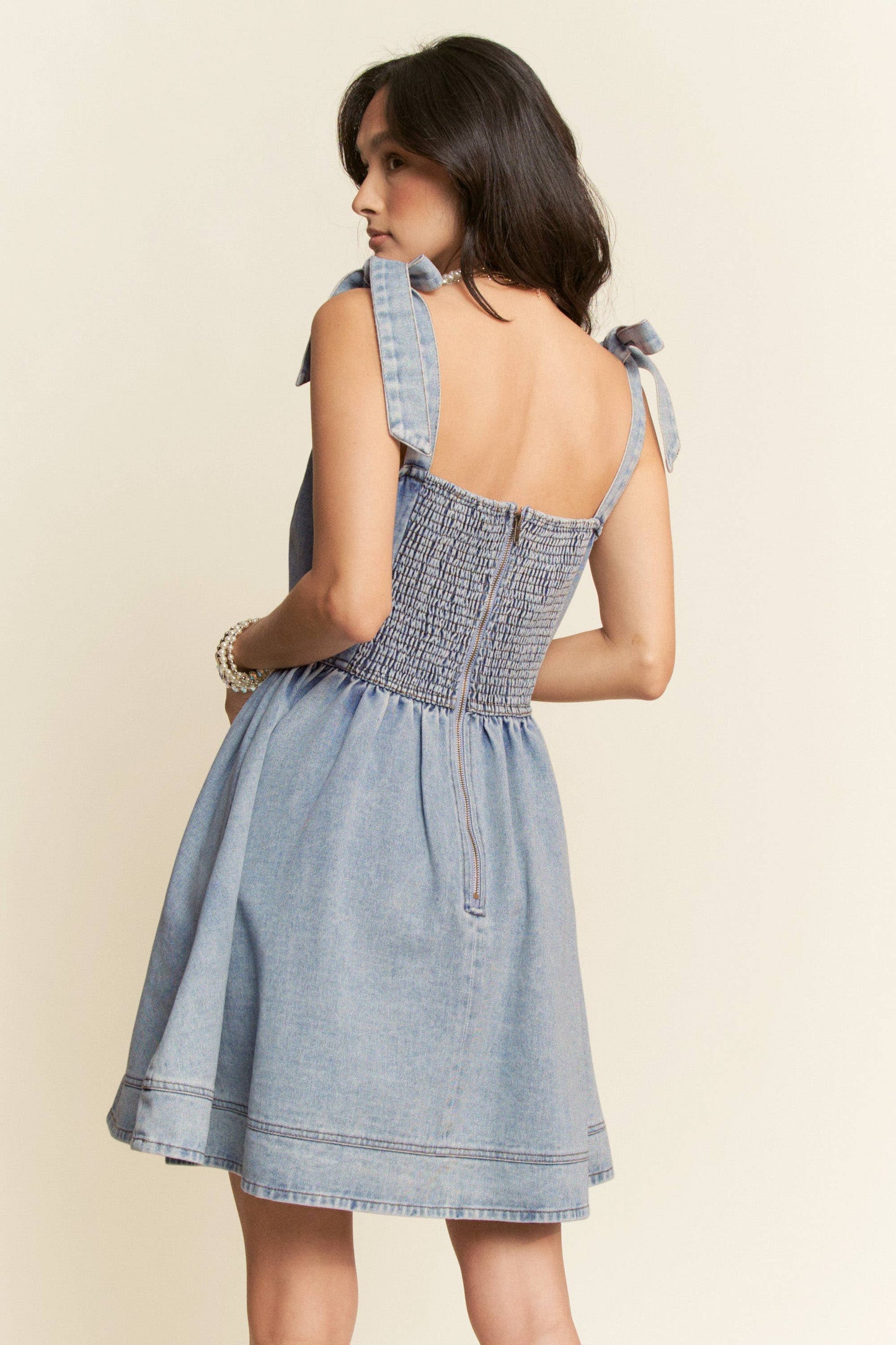 STRAP SMOCKING ZIPPER WASHED OUT DENIM MINI DRESS