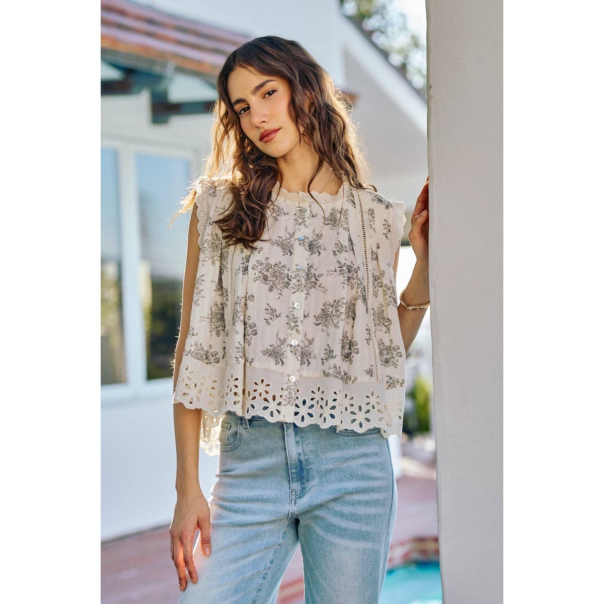 VINTAGE FLORAL BUTTON BLOUSE