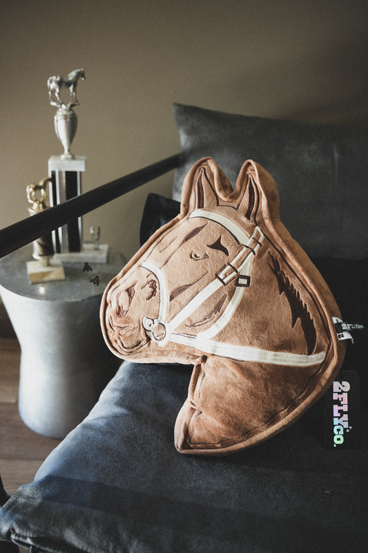 SHOW PONY PILLOW *BAY BROWN