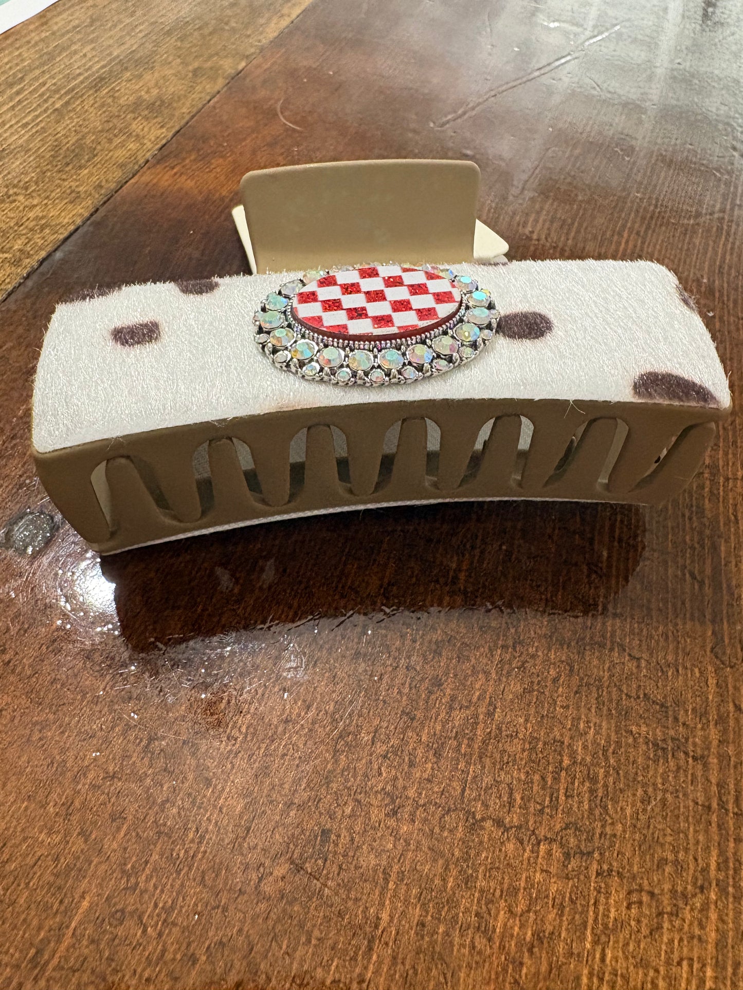 Red Checker White clip