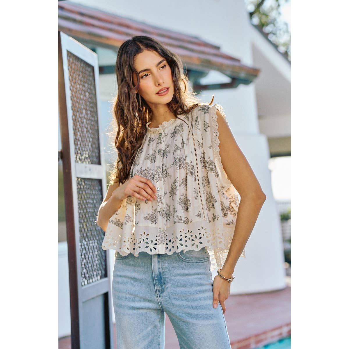 VINTAGE FLORAL BUTTON BLOUSE