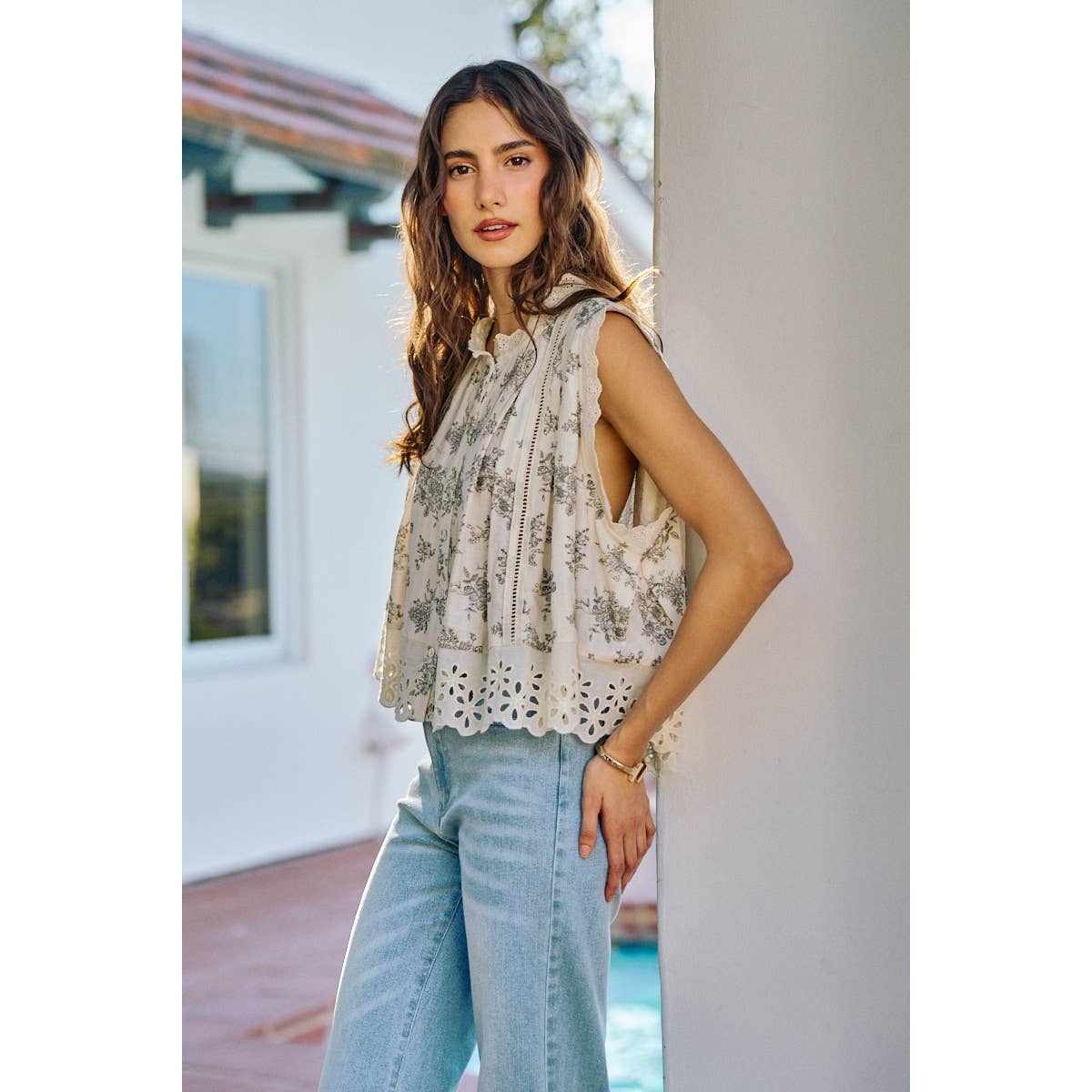 VINTAGE FLORAL BUTTON BLOUSE