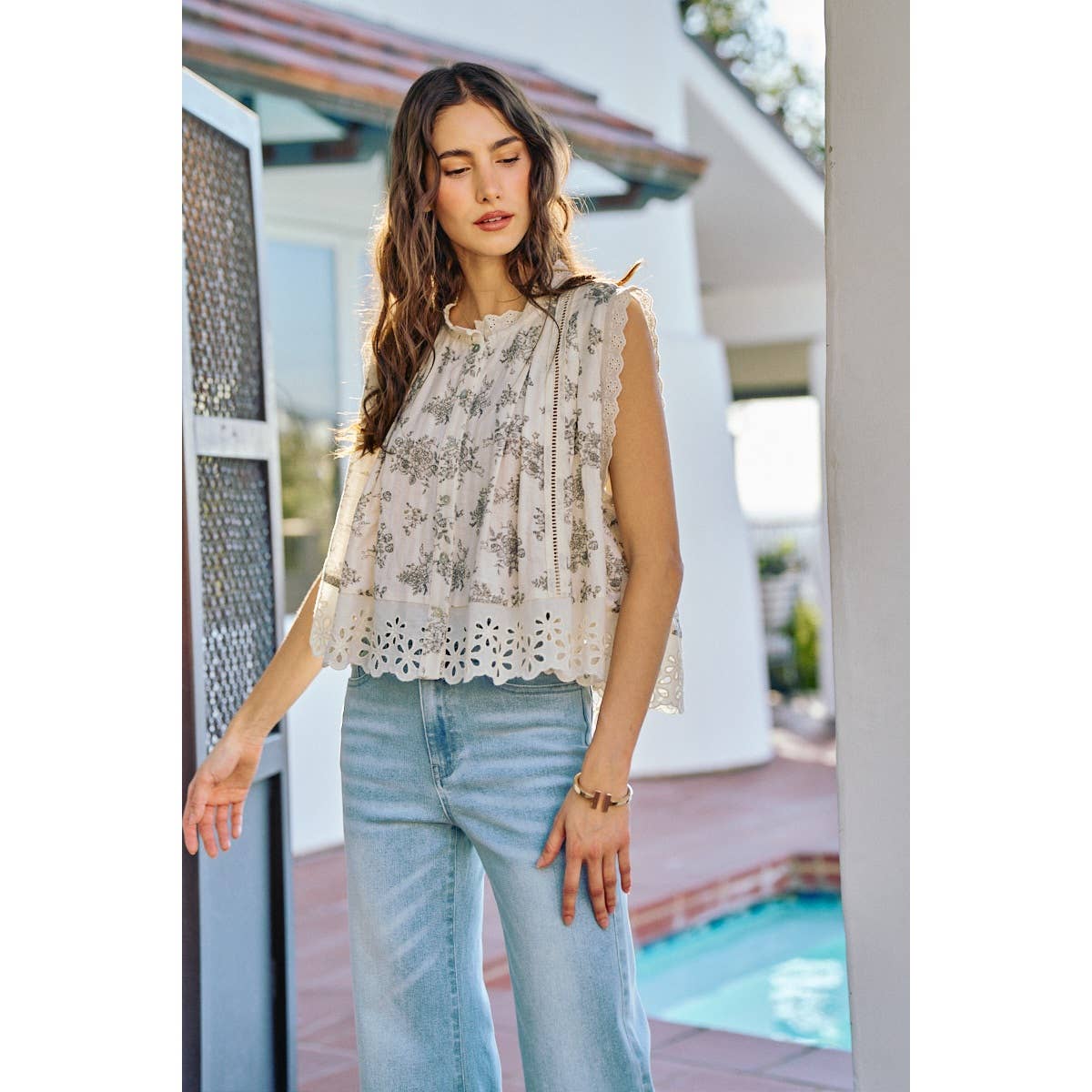 VINTAGE FLORAL BUTTON BLOUSE